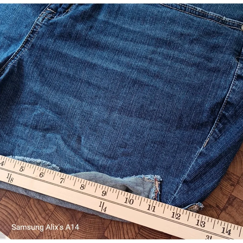 Torrid Plus Size 18 Shorts‎  Blue Denim Stretch Cotton Spandex Comfortable Fit